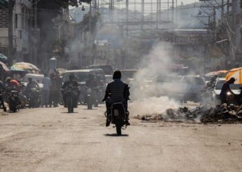 Puerto Príncipe en llamas: la coalición «Viv Ansanm» siembra el terror en la capital haitiana