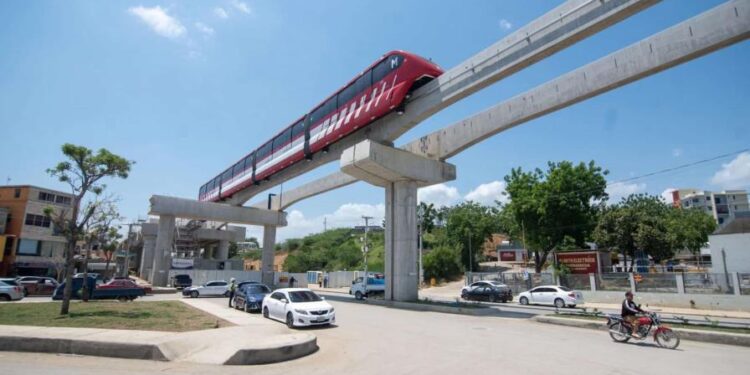 Someten recurso para evitar que monorriel atraviese el Reparto Universitario en Santiago