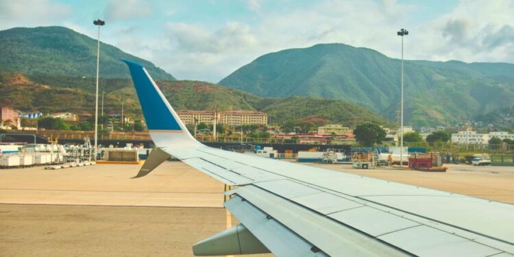 Venezuela reanuda los vuelos con República Dominicana tras casi once meses suspendidos