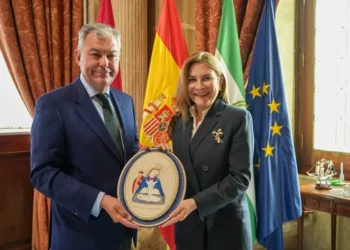 Alcalde de Sevilla considera orgullo hermanamiento Santo Domingo