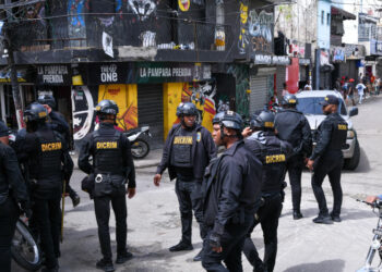 Intervención policial Arrestos y puntos de droga desmantelados en la 42 de Capotillo