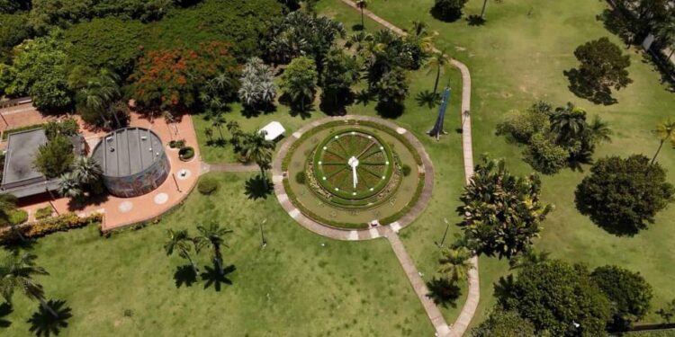 Abinader asegura que el Jardín Botánico «no será tocado» y anuncia expansión del espacio verde