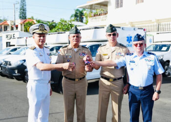 Ministerio de defensa  Industria Militar ponen en funcionamiento las primeras ambulancias ensambladas en esa instalación