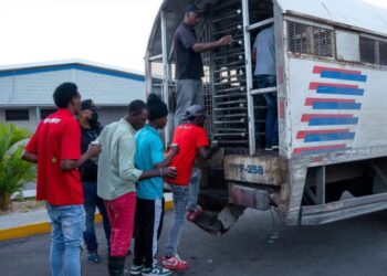 El dilema dominicano, informalidad vs. control migratorio