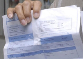 Servicio de electricidad. El 95% de las quejas en Protecom es por alta facturación