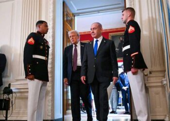 Trump propone supervisar un gobierno para Gaza sin Hamás y abre puerta al Estado palestino