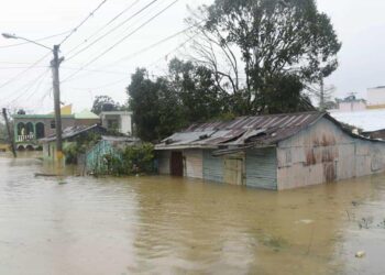 Fenómenos naturales, cambio climático, y macroeconomía