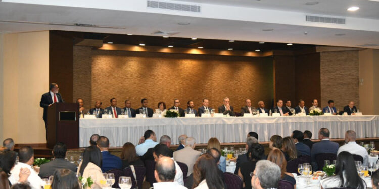 cesantía laboral Comerciantes denuncian competencia desleal en RD y piden también sustituir la cesantía laboral