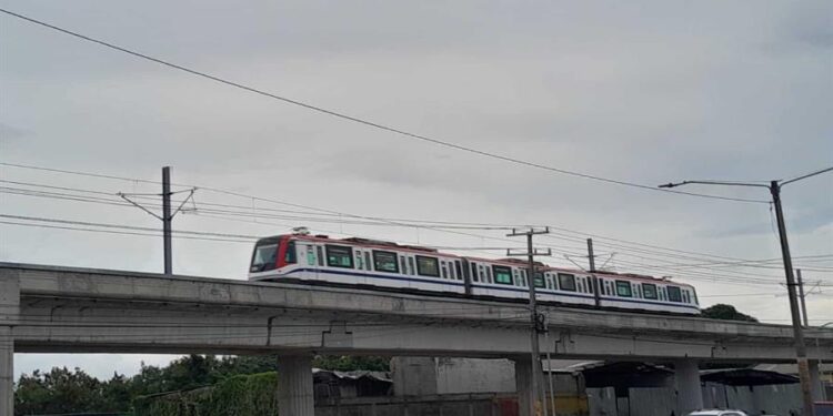 Decenas de adendas y retrasos multiplican el costo de la Línea 2C del Metro Los Alcarrizos