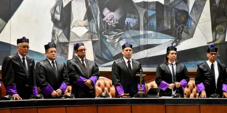 La Suprema Corte de Justicia modifica el Reglamento de Regularización Parcelaria