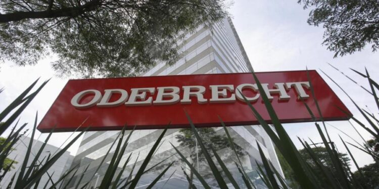 Condenado por el caso Odebrecht en Ecuador paga al Estado 1.4 millones de dólares