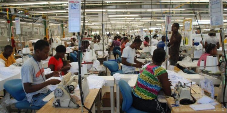 EE. UU. termina programa textil a favor de Haití, un golpe que también afecta a RD