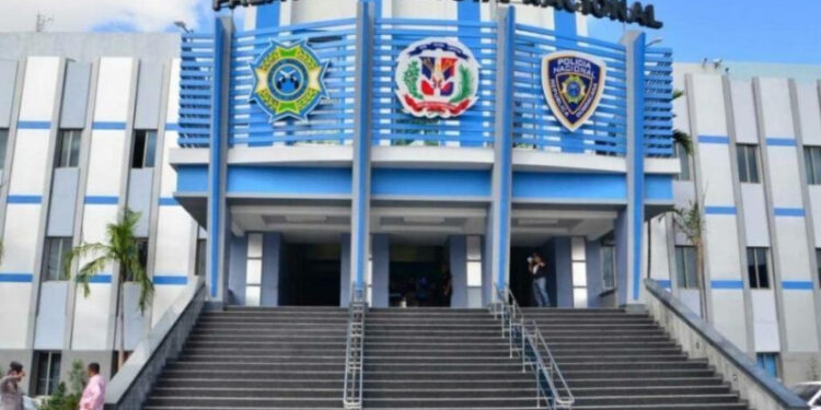 homicidio  Autoridades buscan a hombre acusado de matar a dos mujeres en Brisas del Este