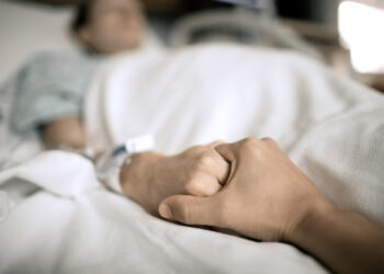 Sociedad médica afirma pacientes con cáncer son víctimas de trama en Senasa