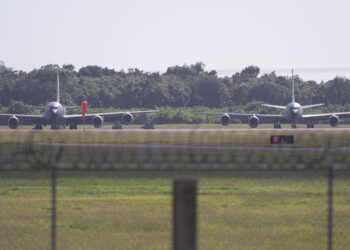 EE. UU. amplía su despliegue en el Caribe entre vuelos en el Golfo de Venezuela y aviones en RD