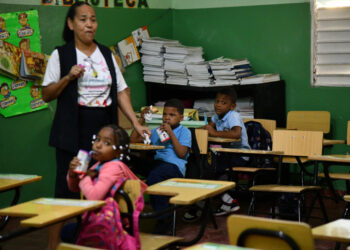 reinicio del año escolar  Centros educativos aseguran control del desayuno escolar