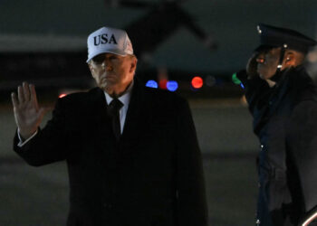 Donald Trump  Trump dice que los líderes de Irán «llamaron» a EE.UU. y «quieren negociar»