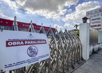 Comercios chinos con alegadas fallas estructurales ya tienen cuatro meses cerrados