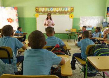 Dolor, estrés y pensión: el costo en salud de la docencia