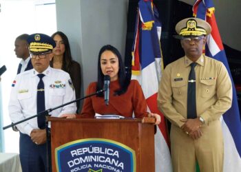 Autoridades confiscan 15 armas ilegales por día