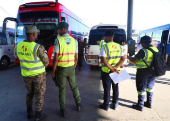 Choferes exigen inspección técnica para sacar de circulación el 40% de las «chatarras»