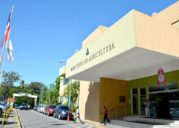 Ministerio de Agricultura La Dirección de Compras Públicas investiga denuncia de irregularidad en obras de Agricultura