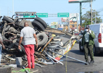 DAñOS POR ACCIDENTES VIALES Defensor del Pueblo propone mesa técnica para cobrar daños por accidentes viales
