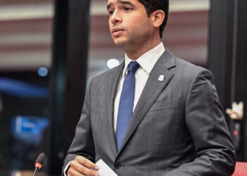 Senado rechaza indexar salarios hasta RD$52,000 y eliminar anticipos a pequeñas empresas