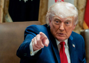 según Fox Trump dice que habló directamente con oficiales iraníes durante el bombardeo