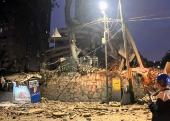 Reportan 164 muertos y casi 1,000 heridos por terremotos en Venezuela