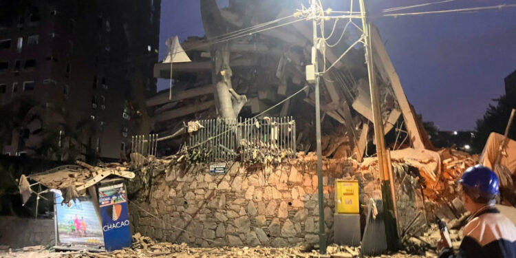 Reportan 164 muertos y casi 1,000 heridos por terremotos en Venezuela