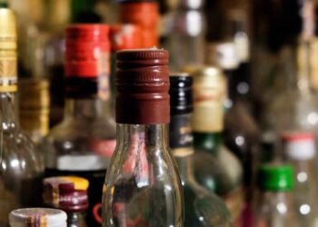 El Congreso carga con diez años de intentos fallidos sin regular la venta de alcohol