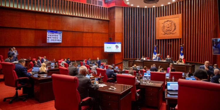 Senado aprueba que 10% de recaudaciones en bienes incautados sean destinados a víctimas de violencia de género