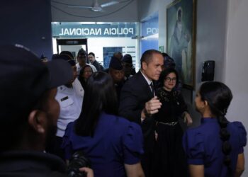  El director de la Policía se despide con mensajes que golpean como macanazos