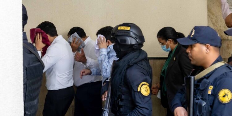 Senasa 2.0 inicia su periplo judicial y el Ministerio Público mira a la fase 3.0